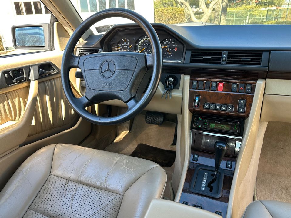 1995 Mercedes-Benz E320 Convertible