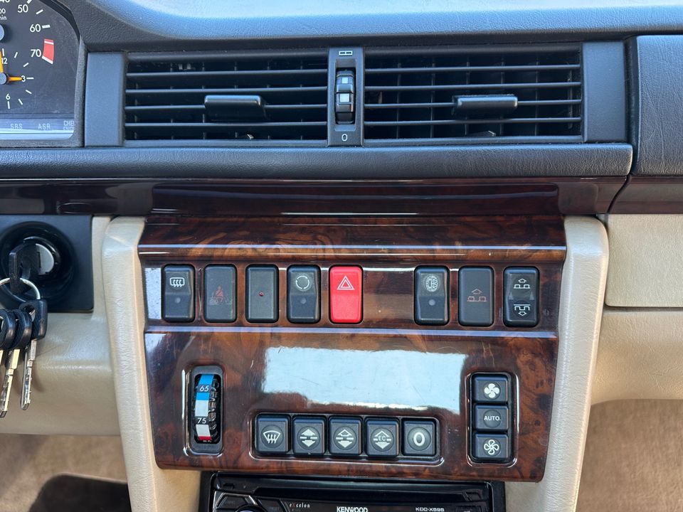 1995 Mercedes-Benz E320 Convertible