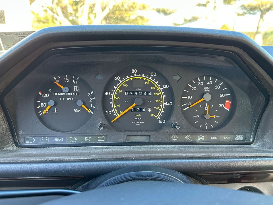 1995 Mercedes-Benz E320 Convertible