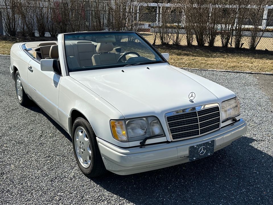 1995 Mercedes-Benz E320 Convertible