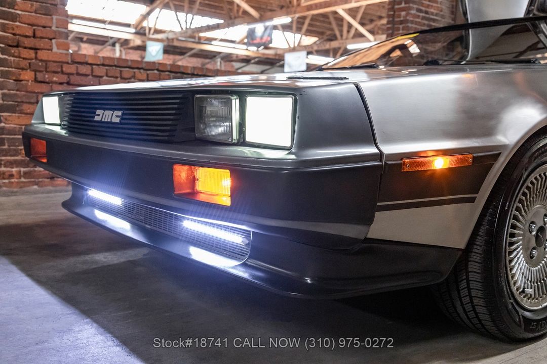 1982 DeLorean DMC-12