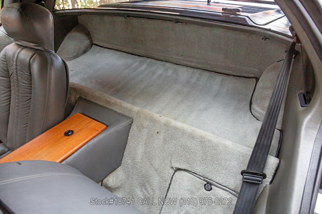 1982 DeLorean DMC-12
