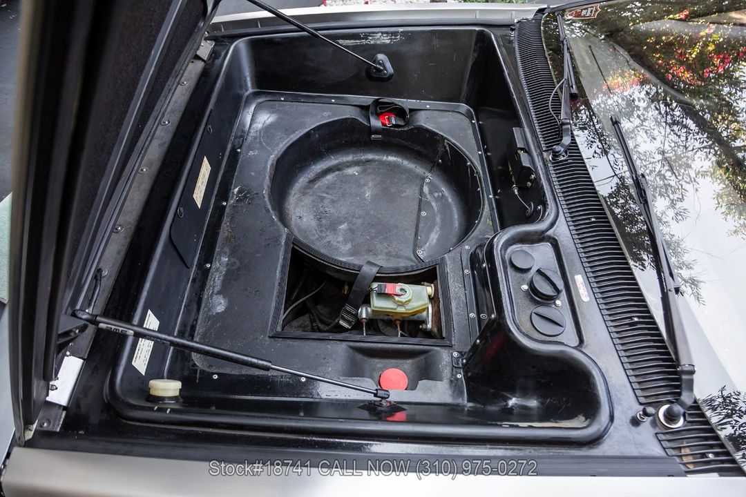 1982 DeLorean DMC-12
