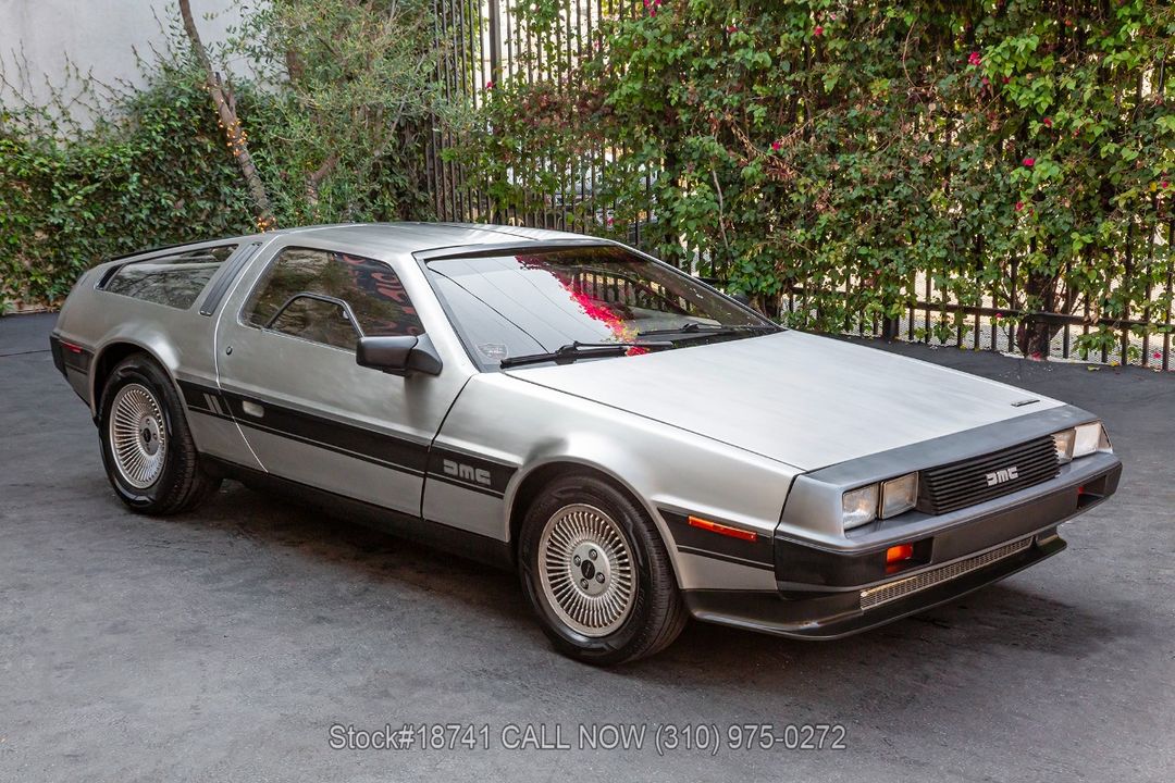 1982 DeLorean DMC-12