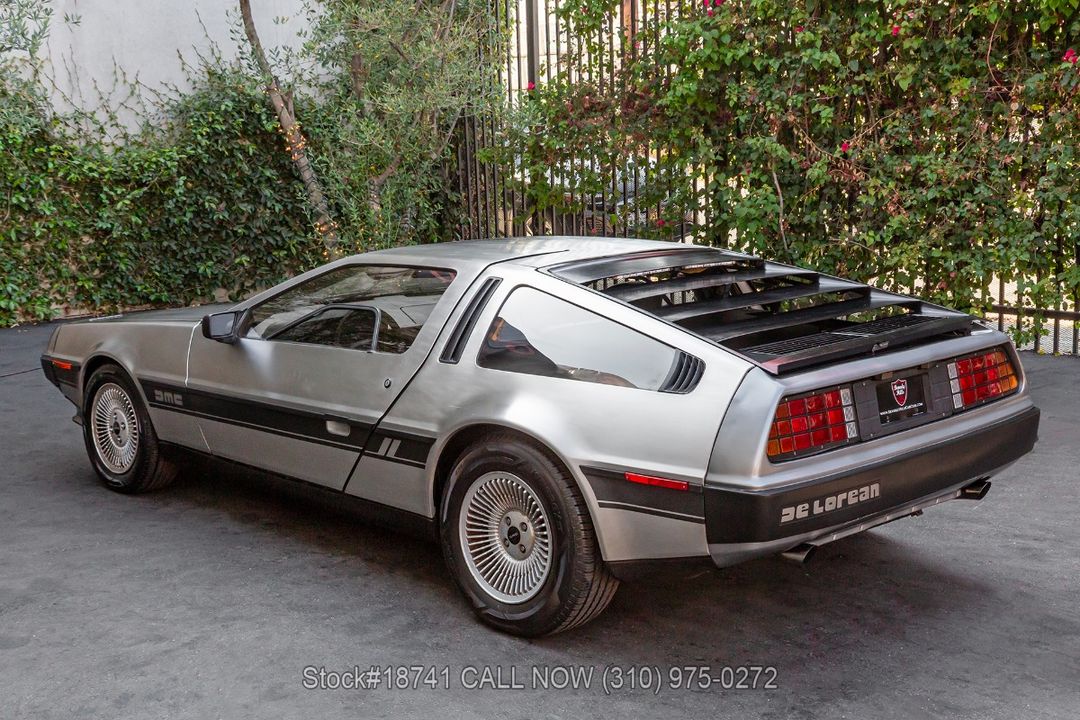 1982 DeLorean DMC-12
