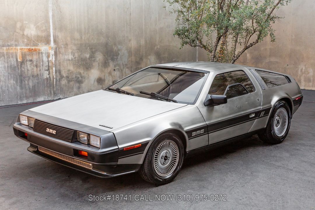 1982 DeLorean DMC-12