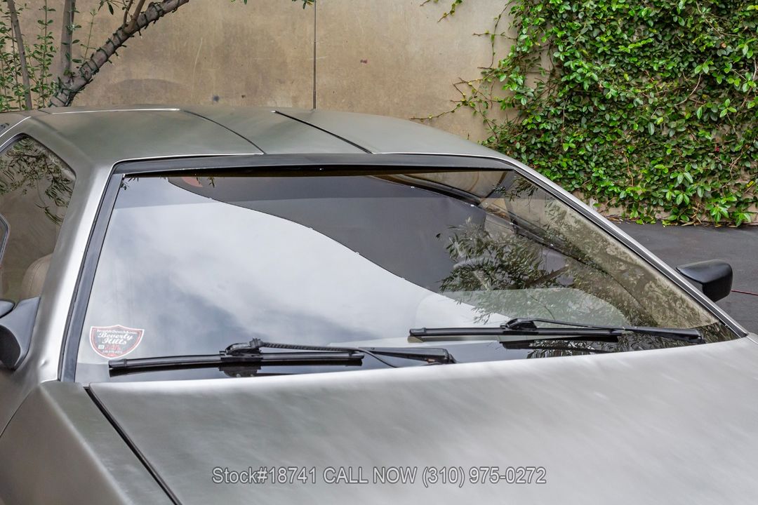 1982 DeLorean DMC-12