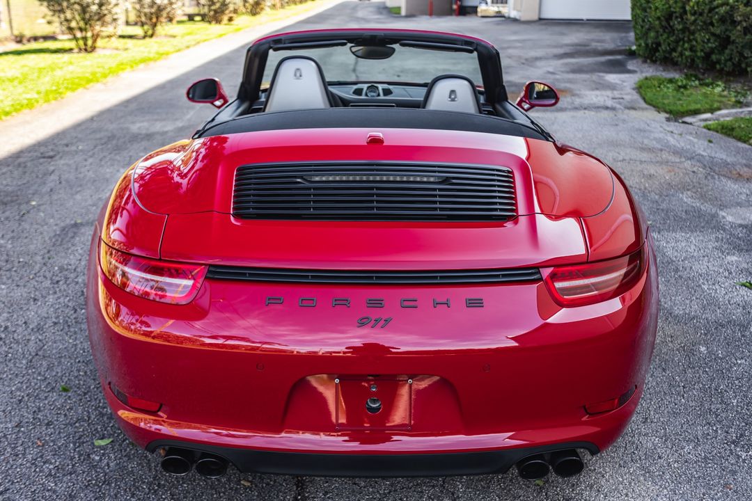 2016 Porsche 911