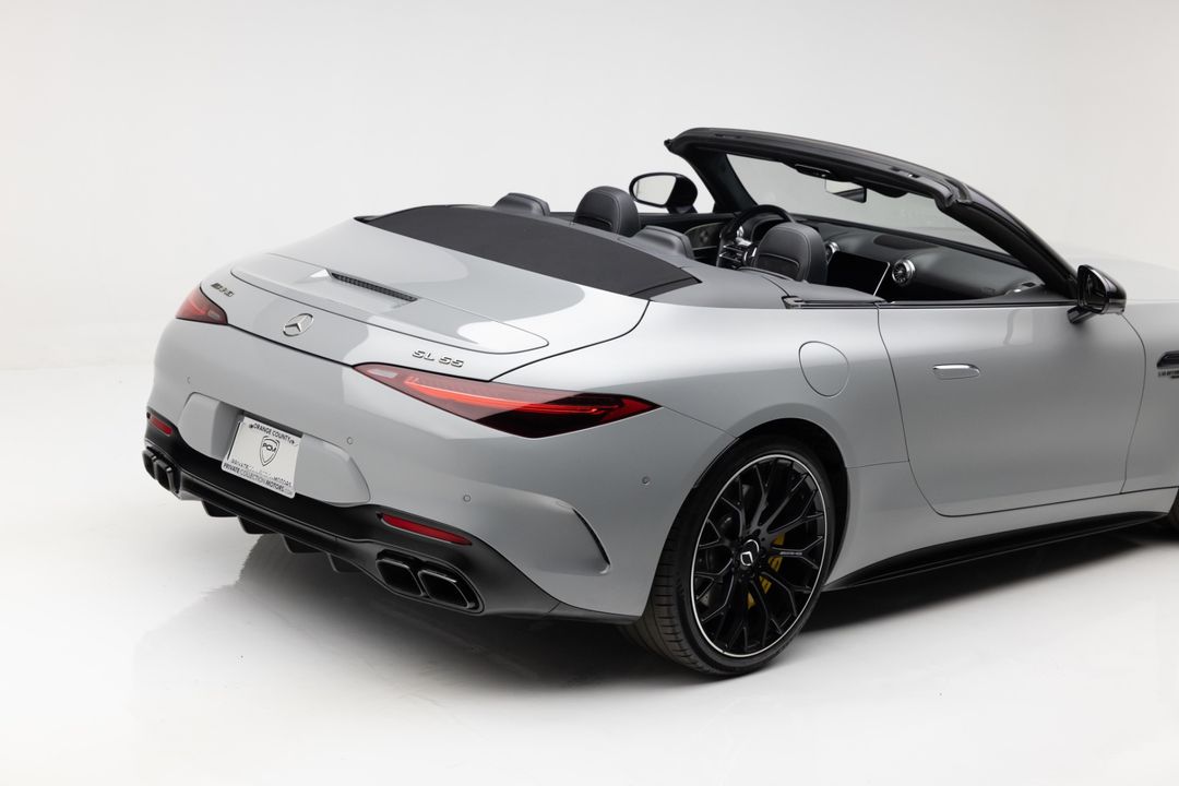 2022 Mercedes-Benz SL 55 AMG