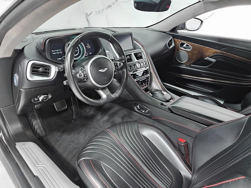 2018 Aston Martin DB11