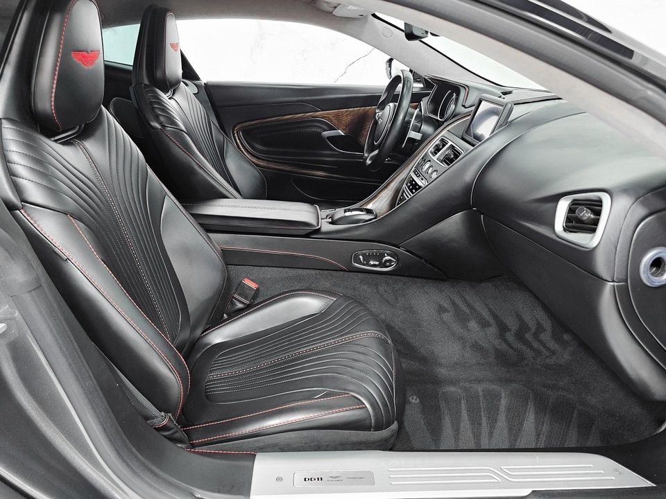 2018 Aston Martin DB11