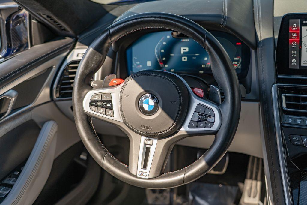 2023 BMW M8