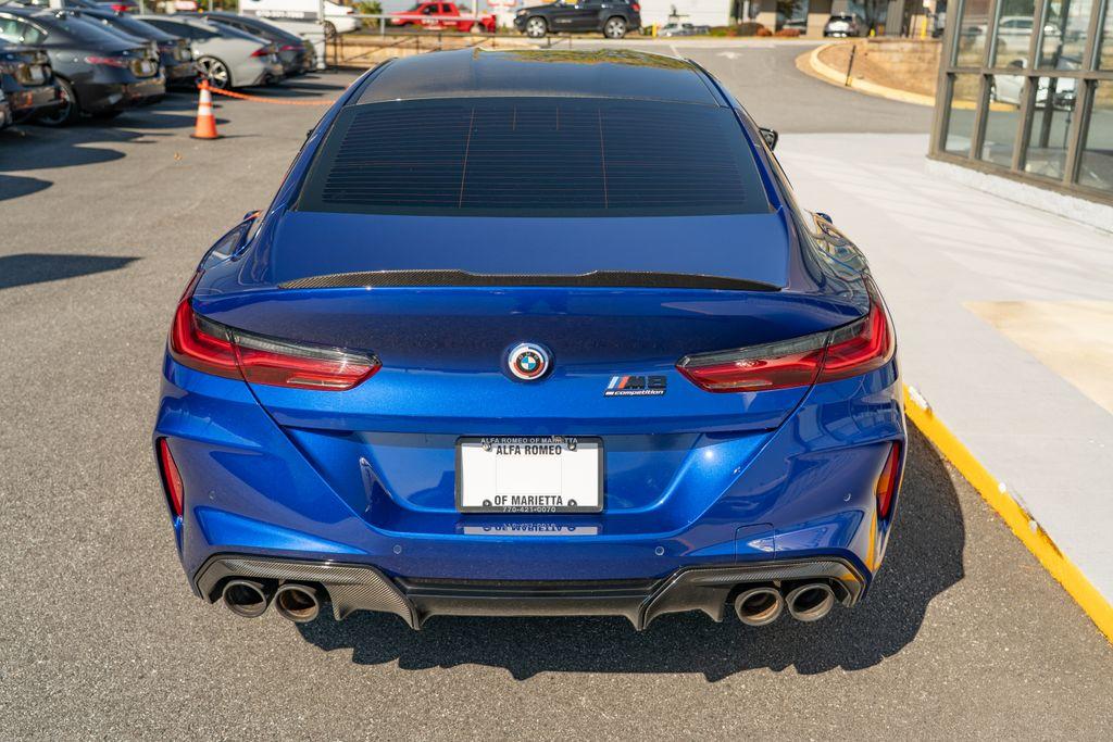 2023 BMW M8
