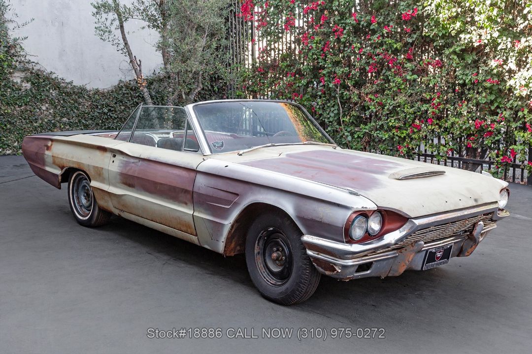 1965 Ford Thunderbird