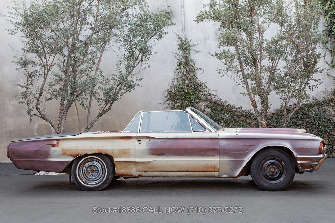 1965 Ford Thunderbird