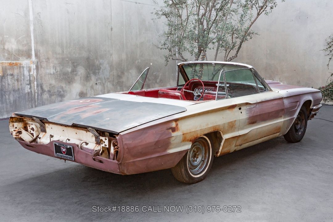 1965 Ford Thunderbird