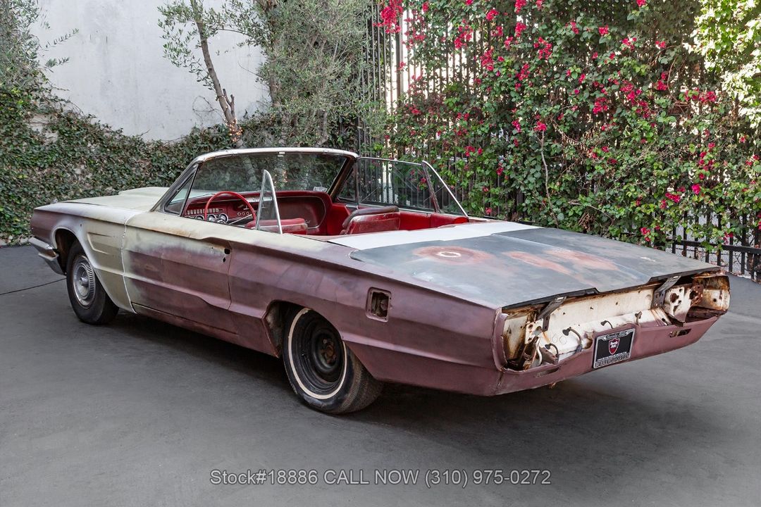 1965 Ford Thunderbird