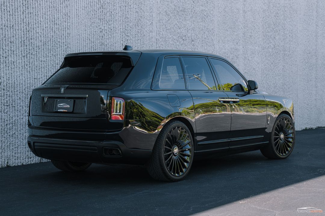 2020 Rolls-Royce Black Badge Cullinan