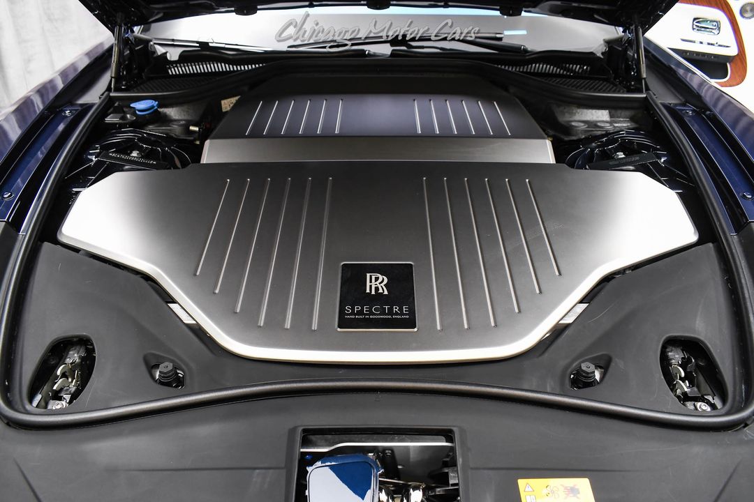 2024 Rolls-Royce Spectre