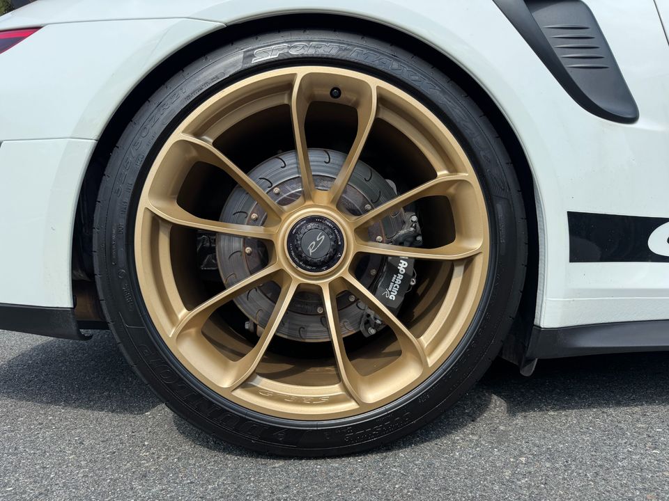 2019 Porsche 911 GT3 RS