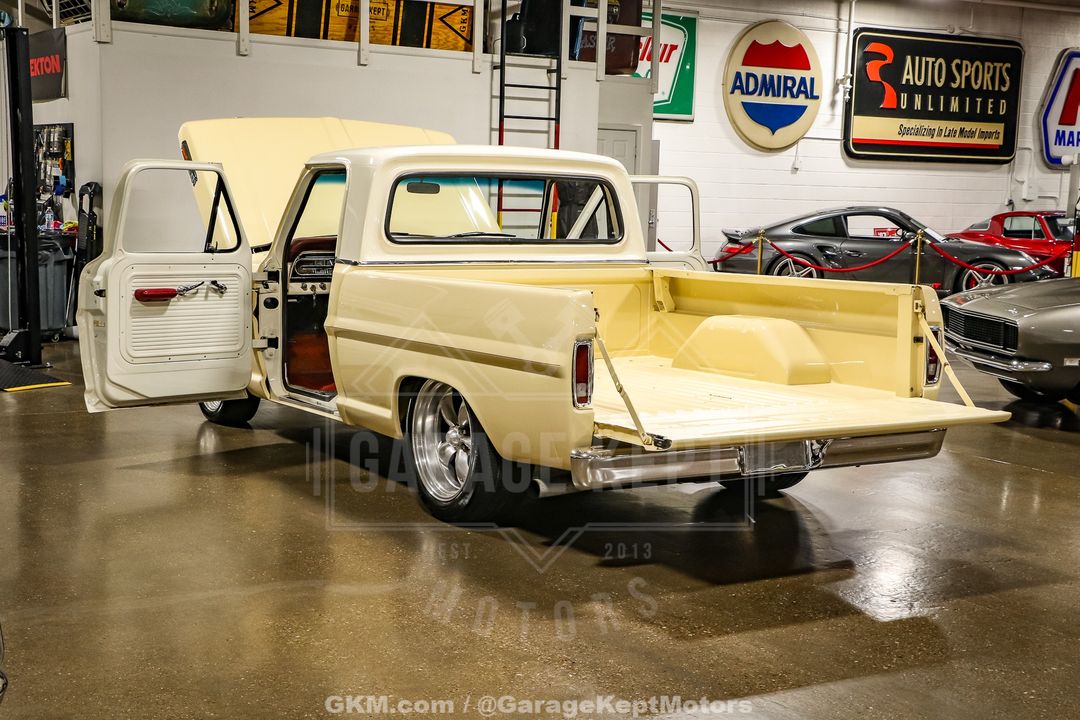 1967 Ford F100