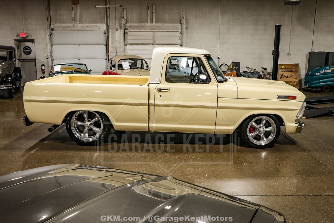 1967 Ford F100