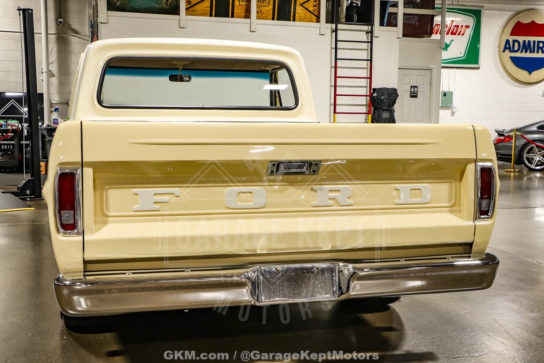 1967 Ford F100