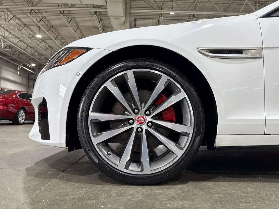 2018 Jaguar XF