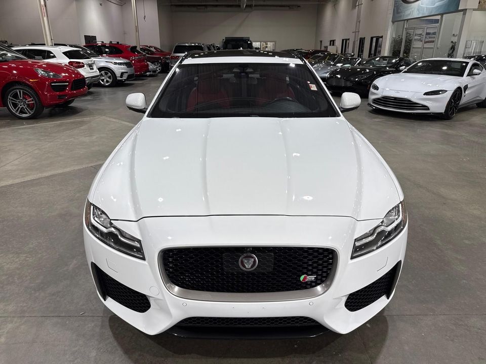 2018 Jaguar XF