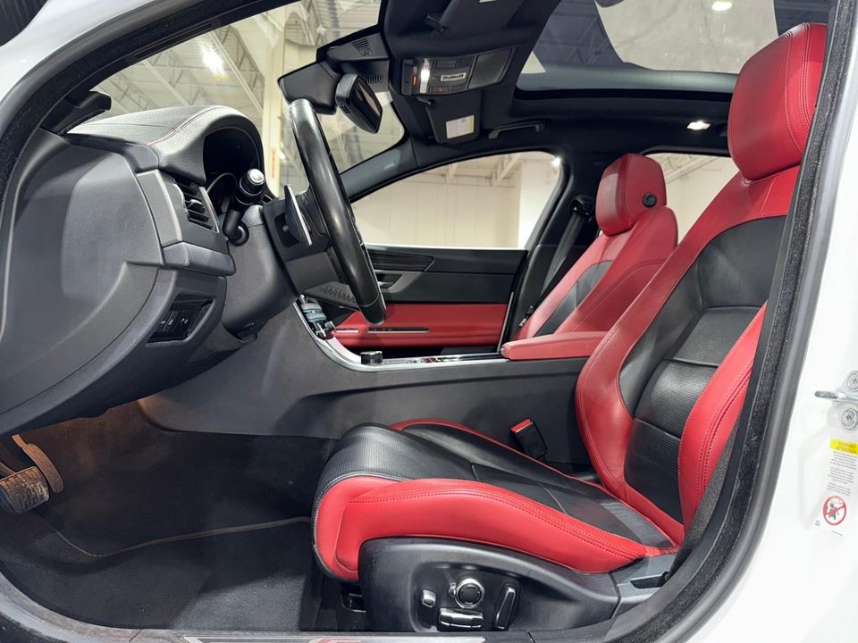 2018 Jaguar XF