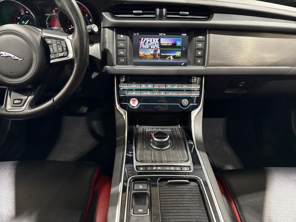 2018 Jaguar XF