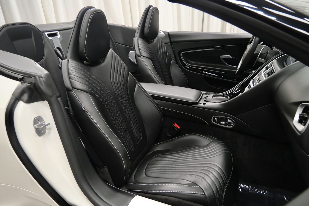 2019 Aston Martin DB11