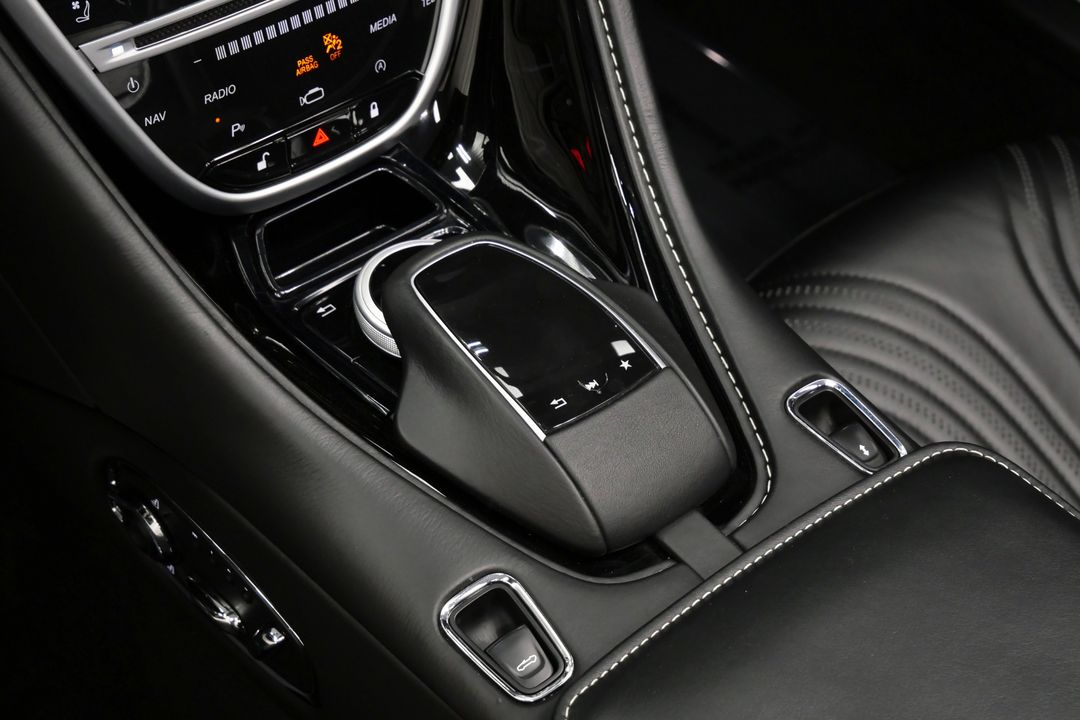 2019 Aston Martin DB11