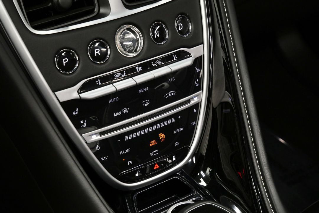 2019 Aston Martin DB11