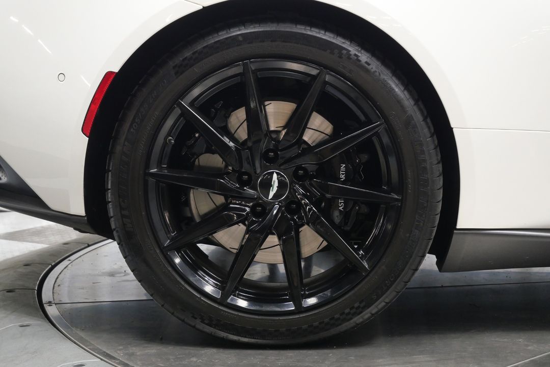 2019 Aston Martin DB11