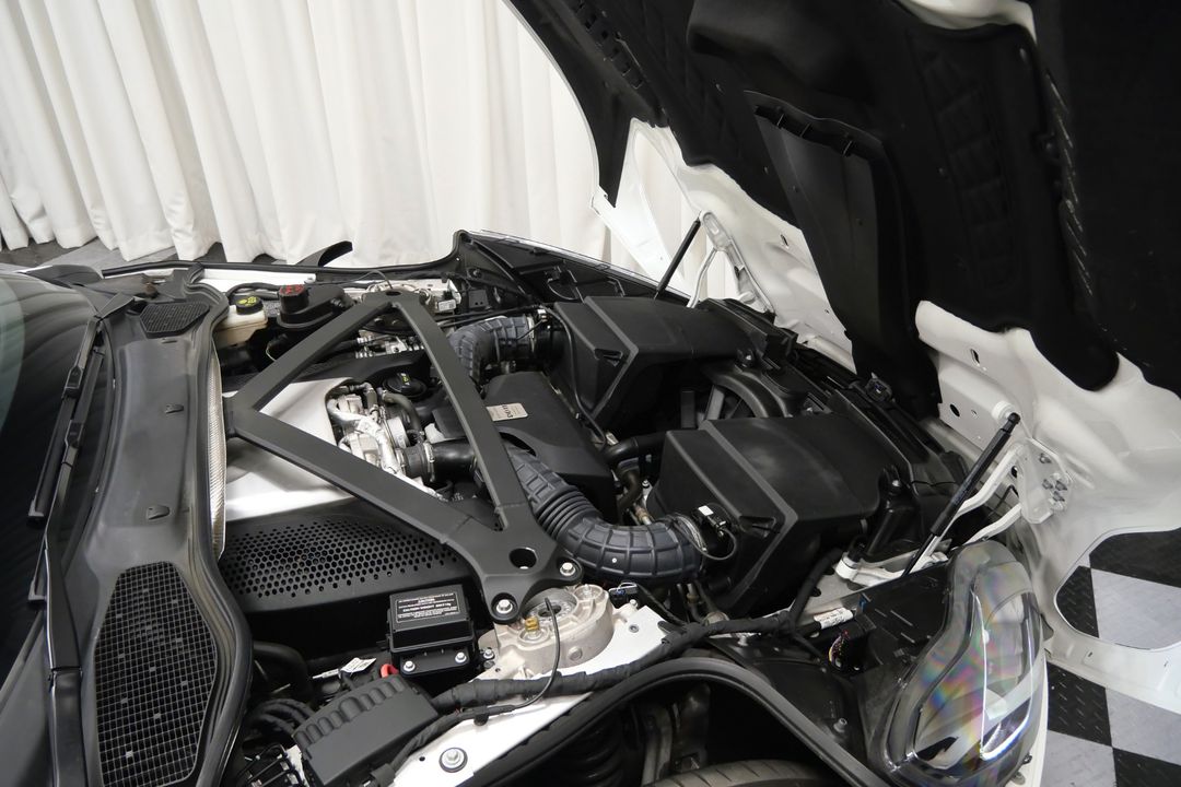 2019 Aston Martin DB11