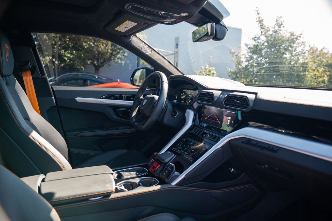 2024 Lamborghini Urus