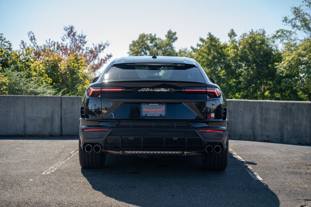 2024 Lamborghini Urus