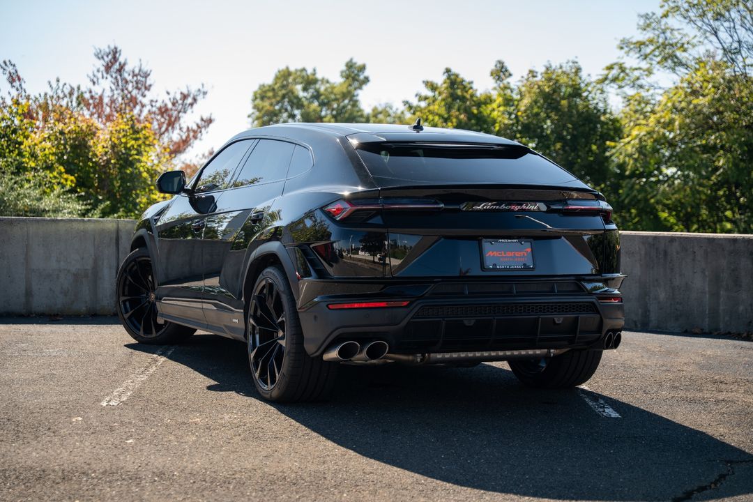 2024 Lamborghini Urus