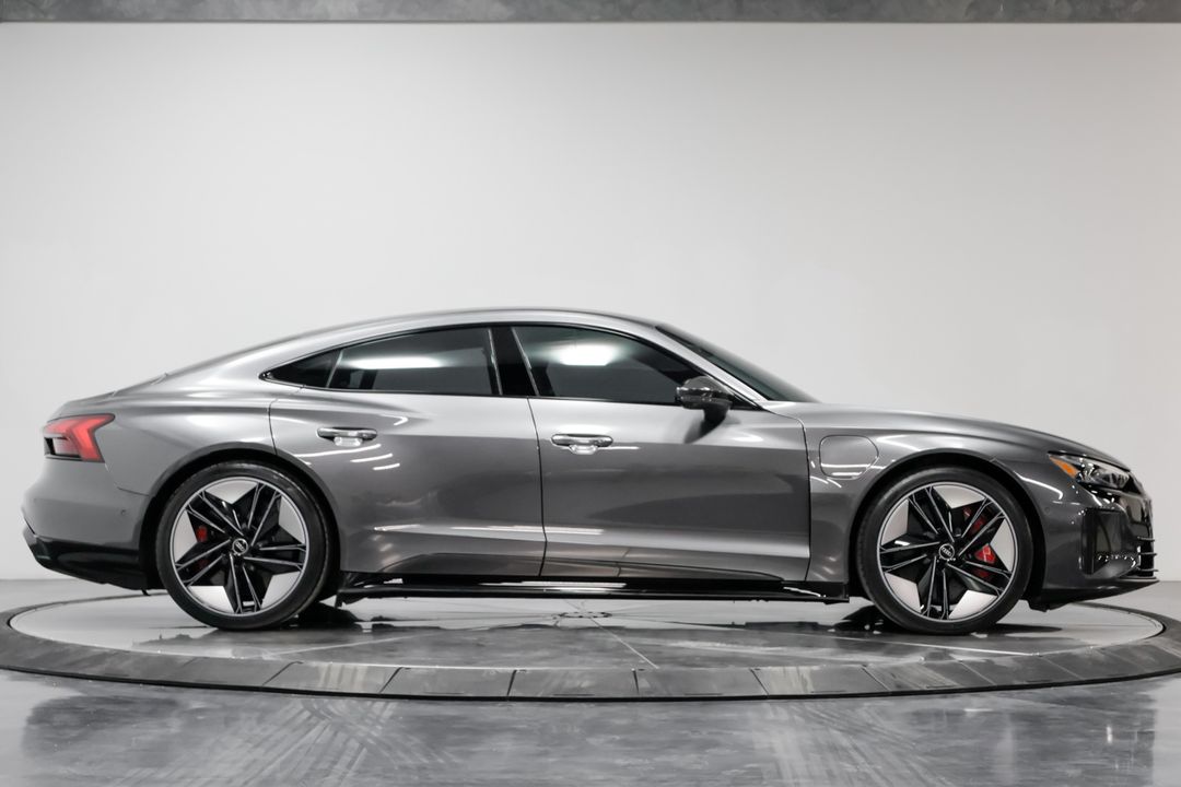 2022 Audi RS e-tron GT