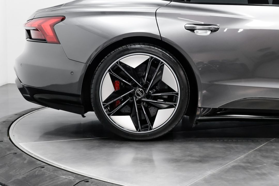 2022 Audi RS e-tron GT