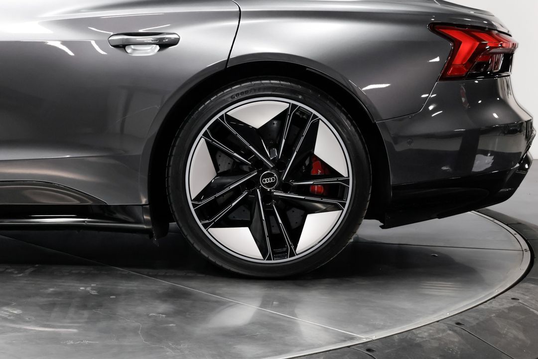 2022 Audi RS e-tron GT