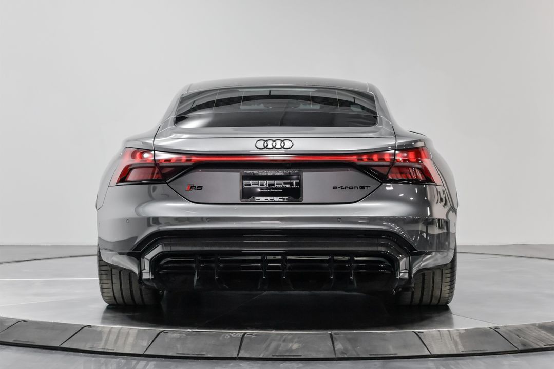 2022 Audi RS e-tron GT