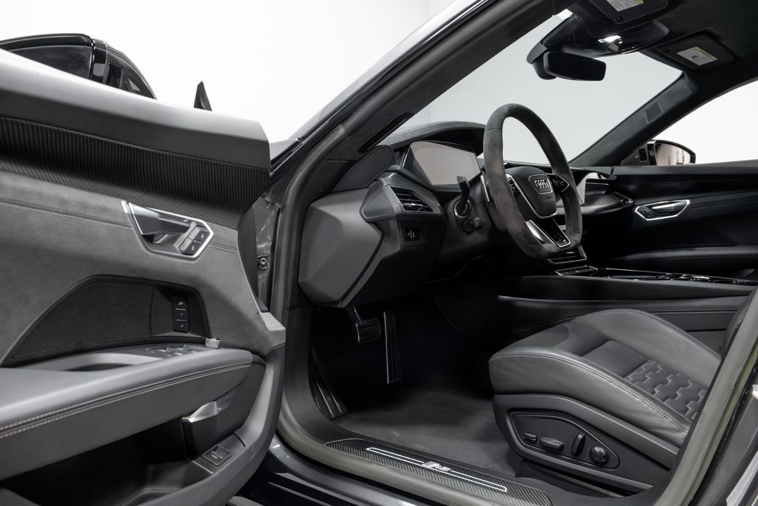 2022 Audi RS e-tron GT