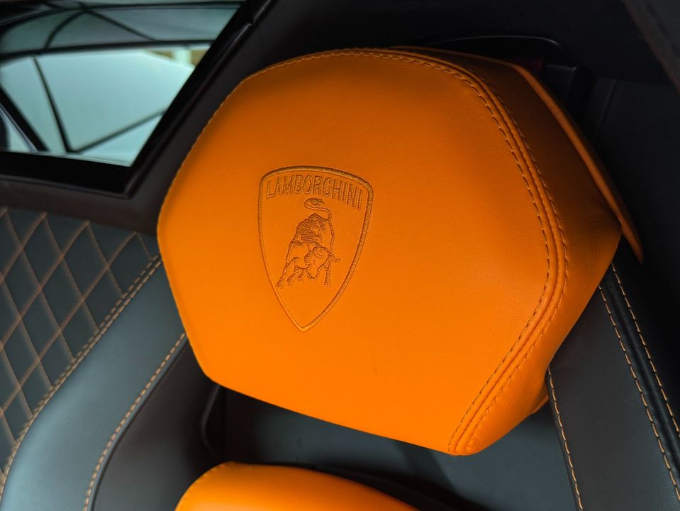 2018 Lamborghini Aventador