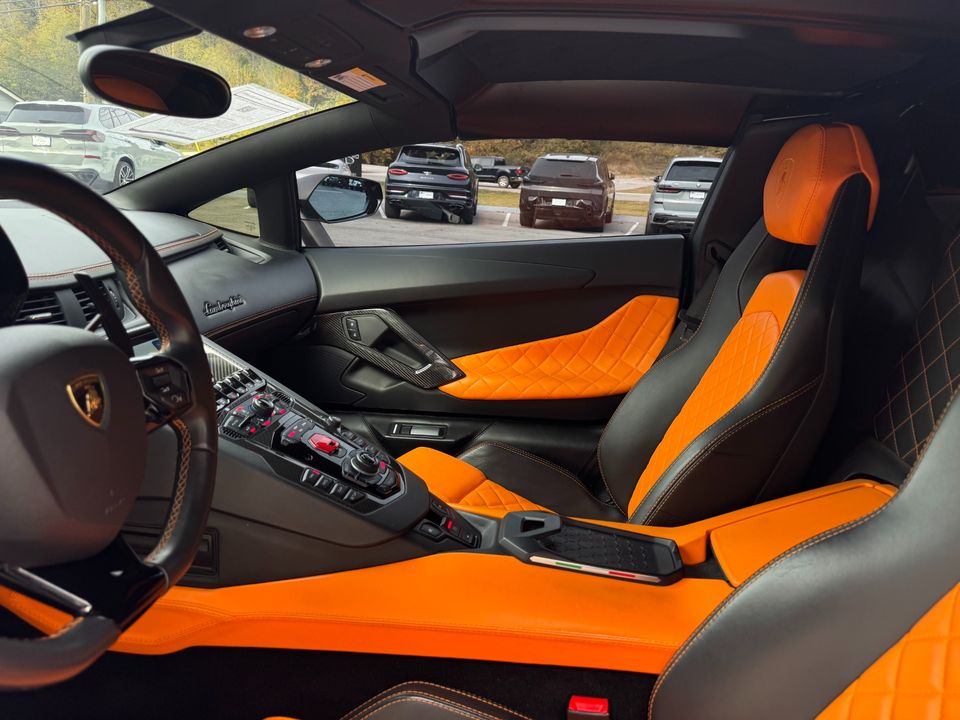 2018 Lamborghini Aventador