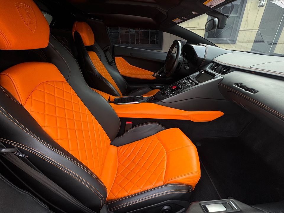 2018 Lamborghini Aventador