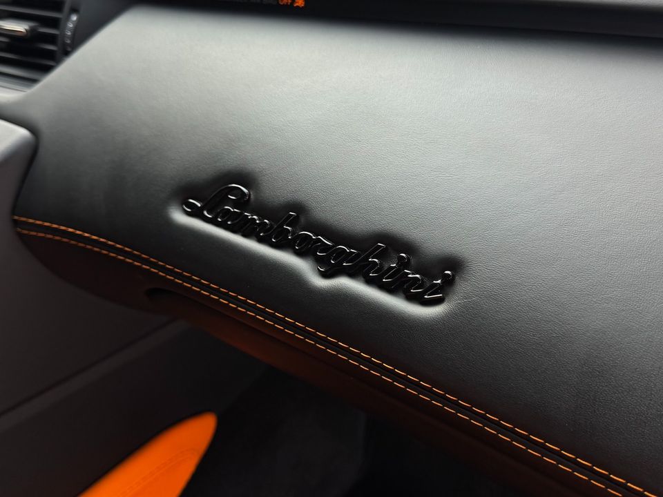 2018 Lamborghini Aventador