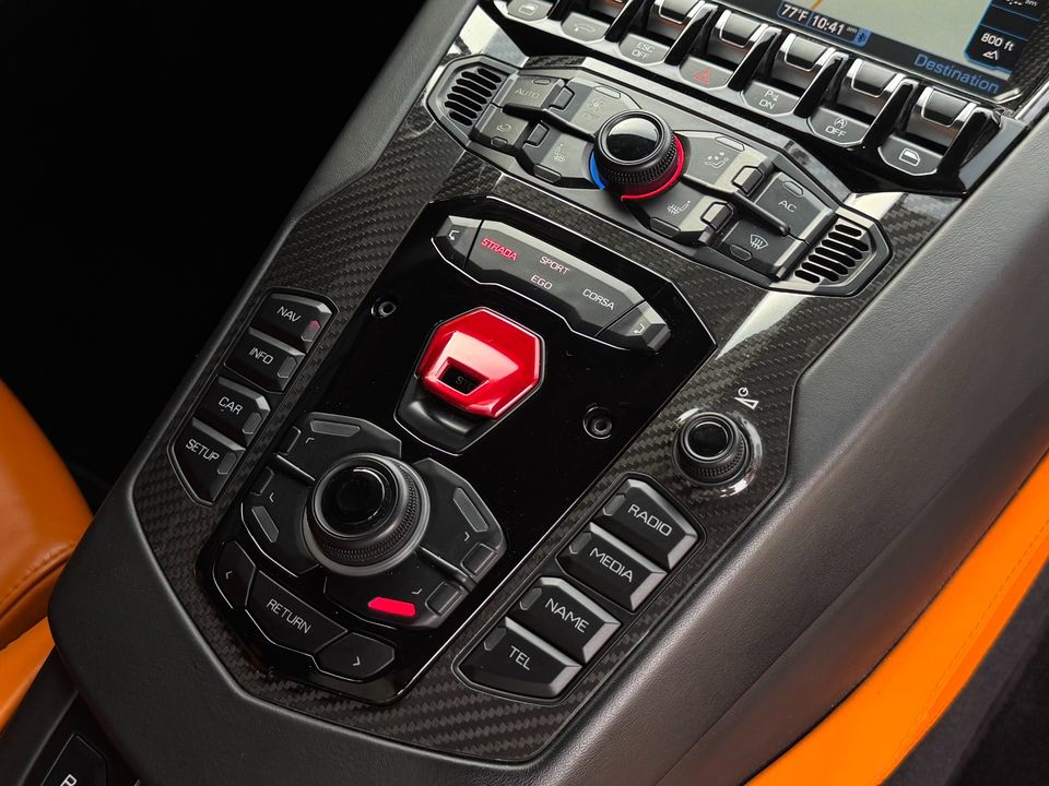 2018 Lamborghini Aventador