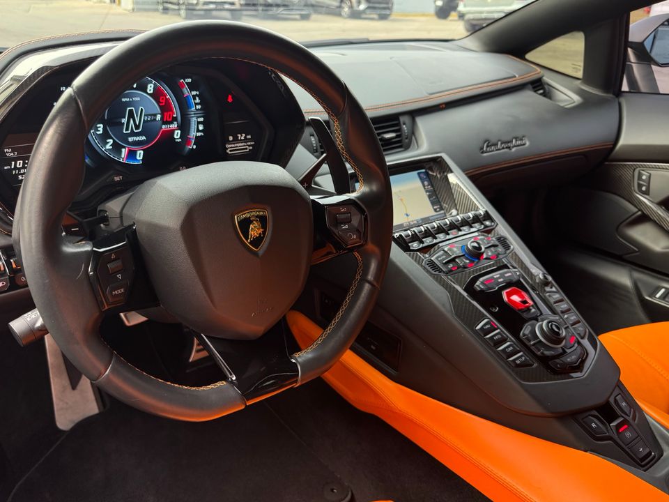 2018 Lamborghini Aventador